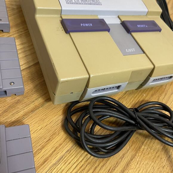 Super Nintendo SNES Console SNS-001 W/ Cables 1 Controller 3 Games - Tested - Picture 5 of 11